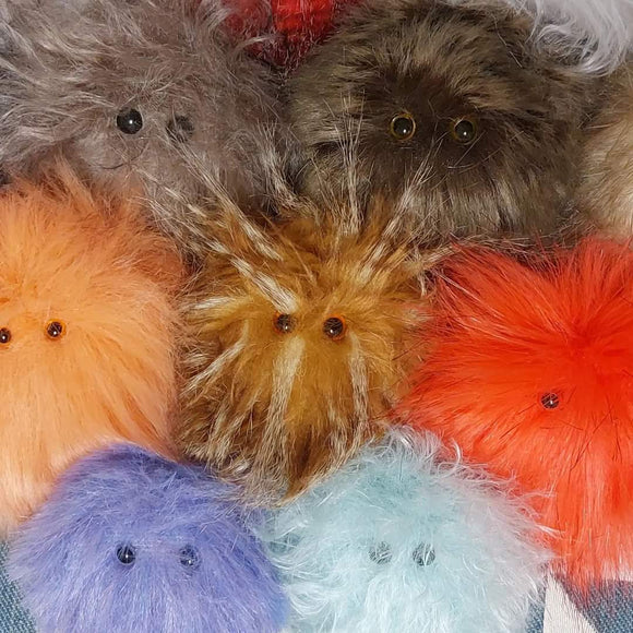 Floof Kit - Make Your Own Floofs x 2 Surprise Plushes - Random Selection