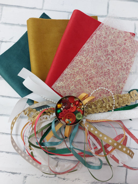 DIY Christmas Ornament & Decorations Kit - 4 Colour Options