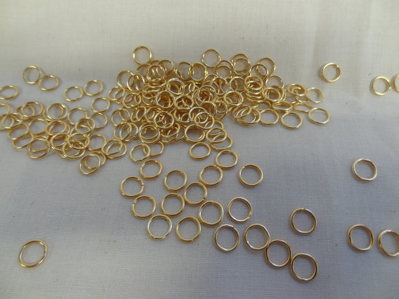 8mm x 100 Jump Rings in Gold Alloy
