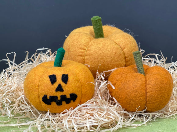 Felt Pumpkin Trio Kit  - Harvest or Halloween!